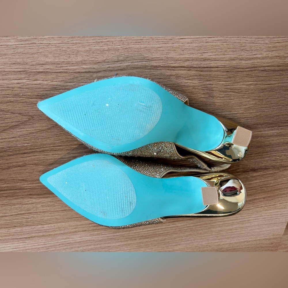 Betsey Johnson Clark Heels Gold Sling-Back Rhinestone 9.5 - Picture 8 of 10